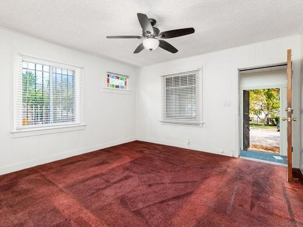 2925 Franklin Ave, San Diego, CA 92113