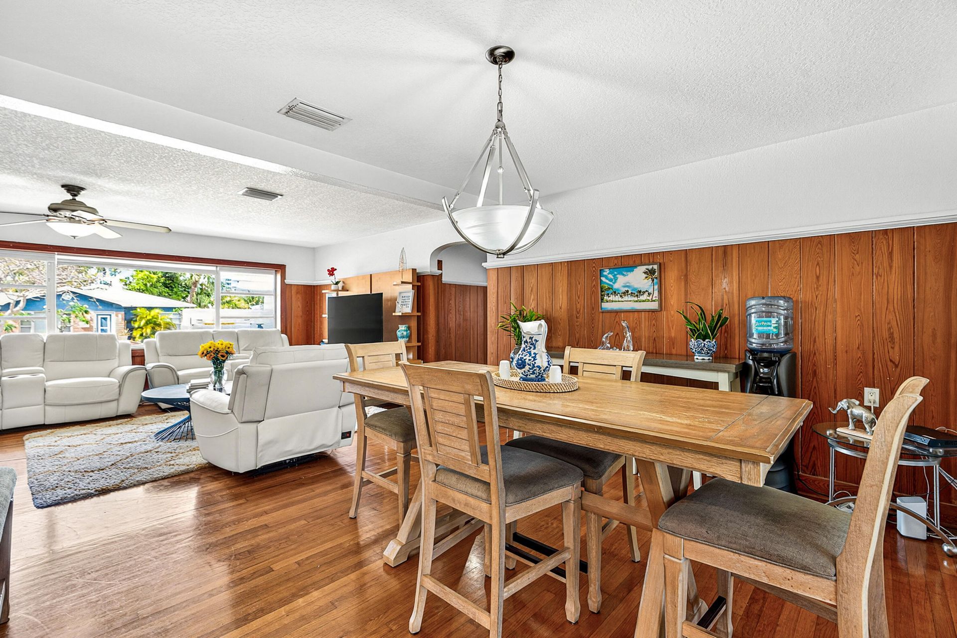 147 E 28th Street E, Riviera Beach, FL 33404 Photo