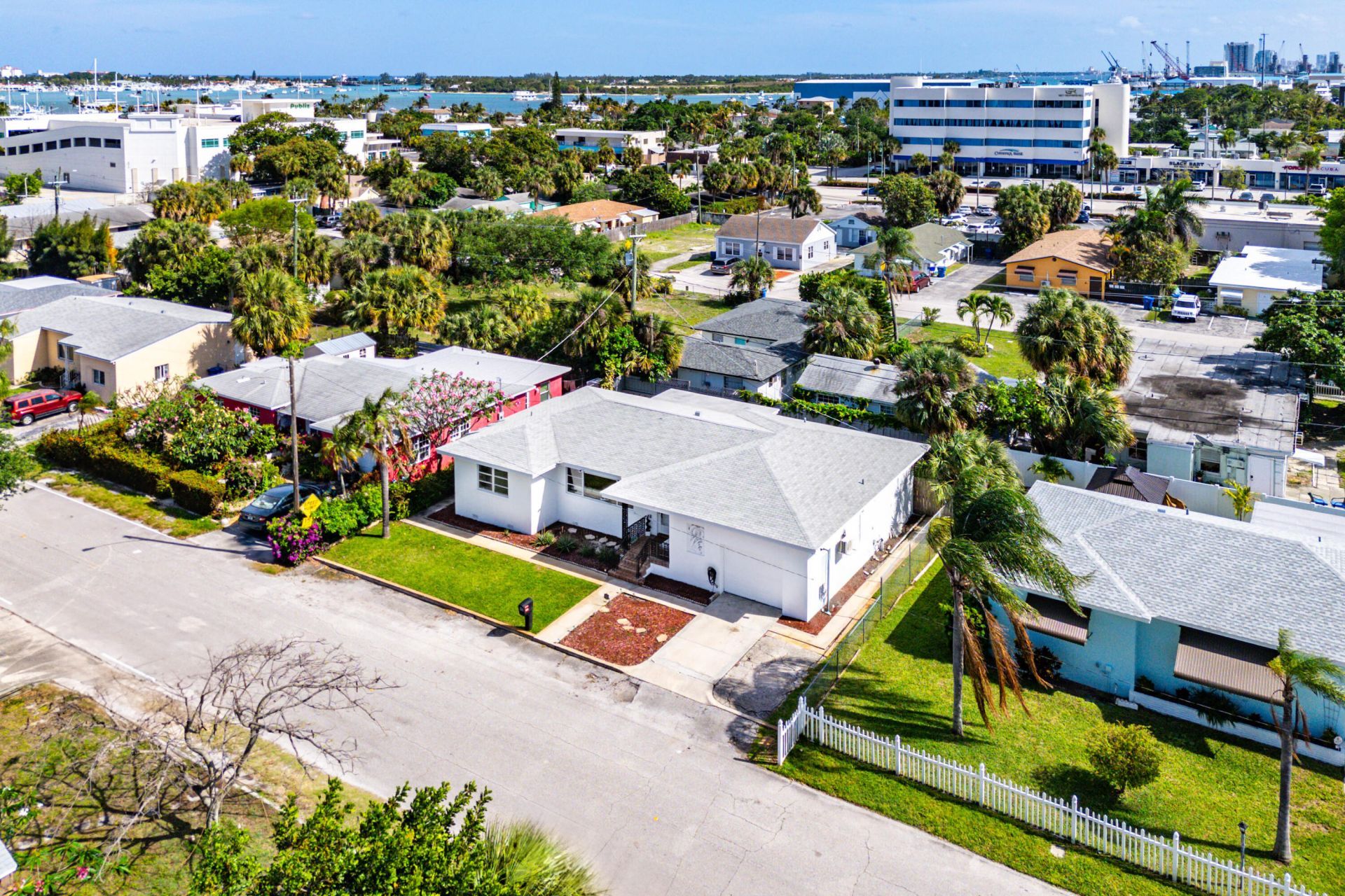 147 E 28th Street E, Riviera Beach, FL 33404 Photo