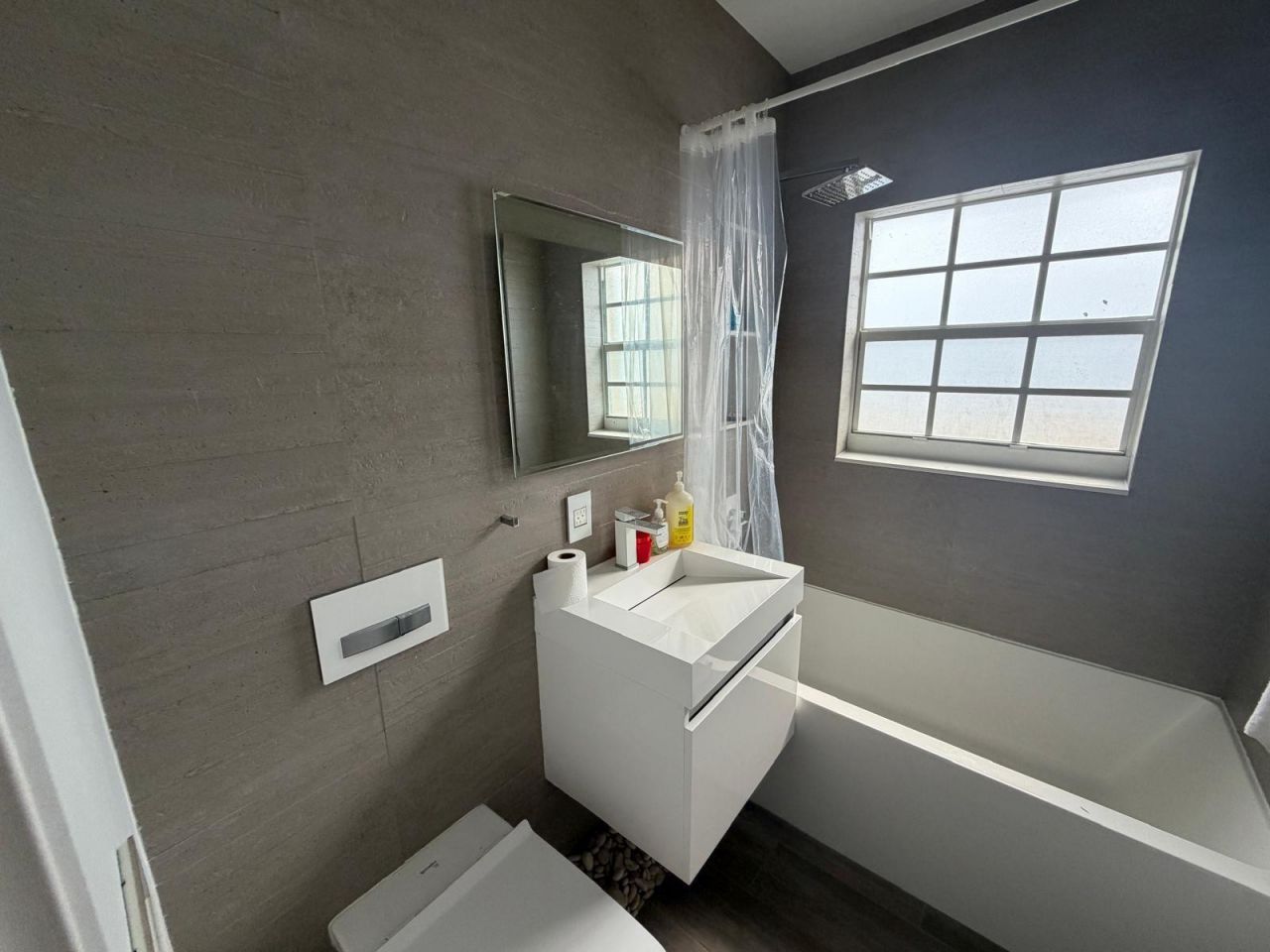 8934 Emerson Avenue, Bay Harbor Islands, FL 33154 Photo