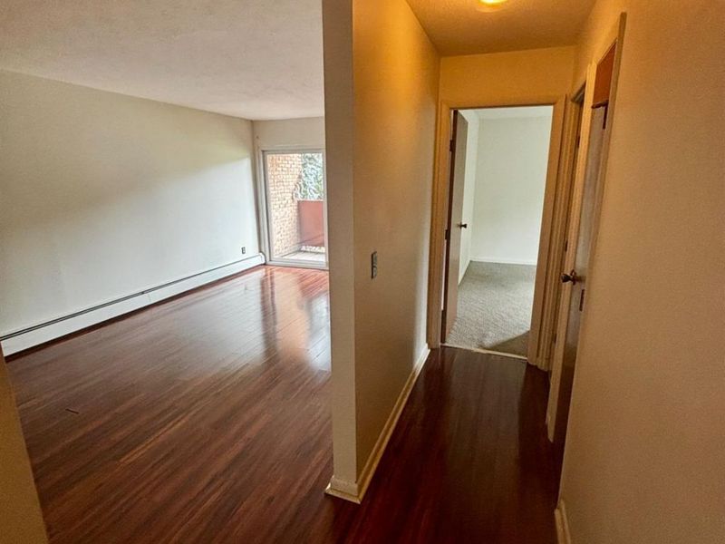 4901 Chalet Drive, Unit 305, Saint Bernard, OH 45217 Photo 7