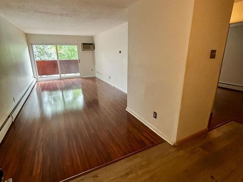 4901 Chalet Drive, Unit 305, Saint Bernard, OH 45217 Photo 9