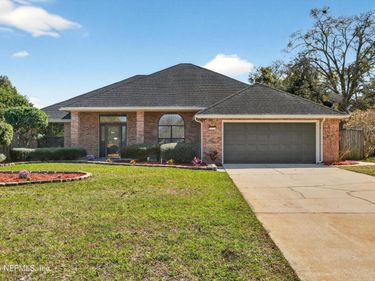 985 SWEETWOOD Court, Orange Park, FL 32065