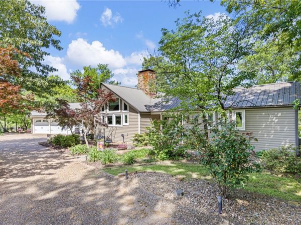 210 Hilltop Drive, Russellville, AR 72802