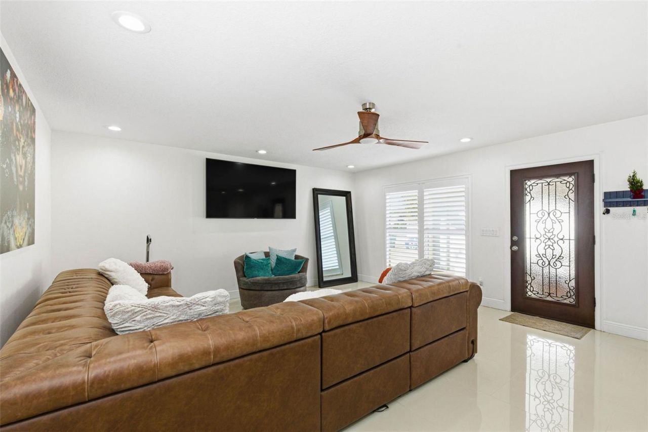 6415 Windwood Court, Tampa, FL 33634 Photo