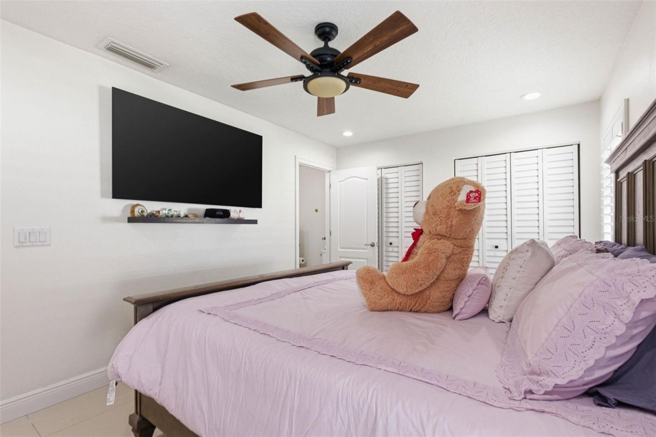 6415 Windwood Court, Tampa, FL 33634 Photo