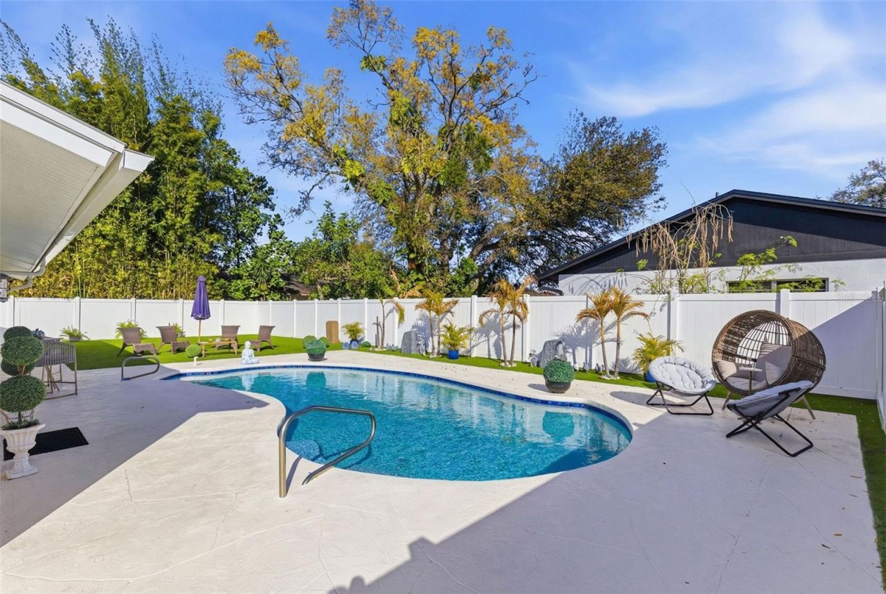 6415 Windwood Court, Tampa, FL 33634 Photo