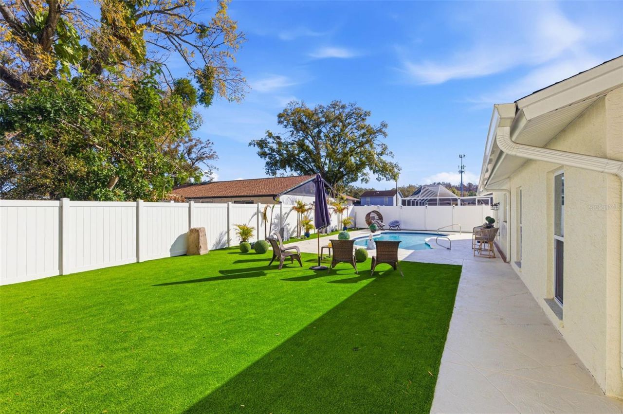 6415 Windwood Court, Tampa, FL 33634 Photo