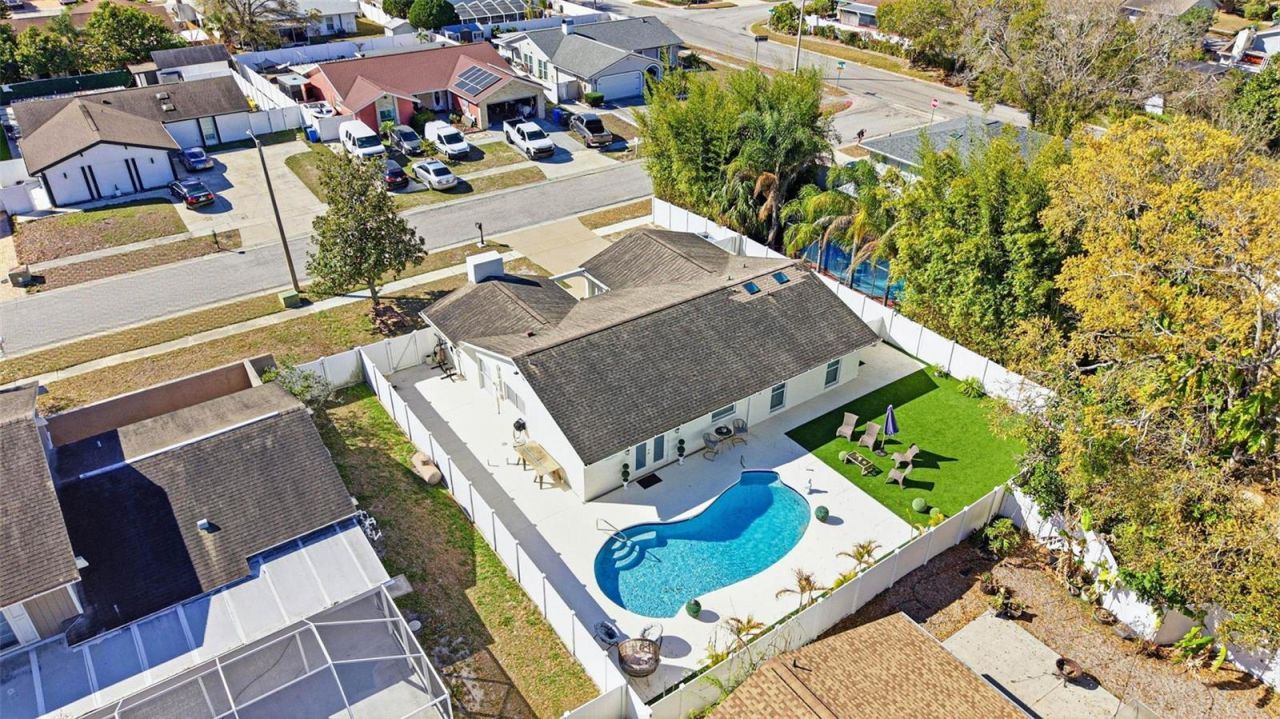 6415 Windwood Court, Tampa, FL 33634 Photo