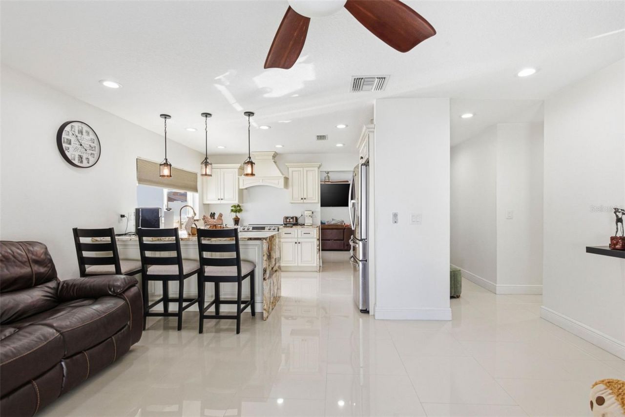 6415 Windwood Court, Tampa, FL 33634 Photo