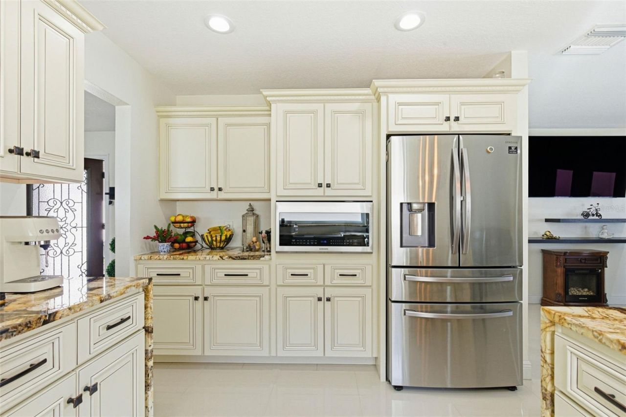 6415 Windwood Court, Tampa, FL 33634 Photo