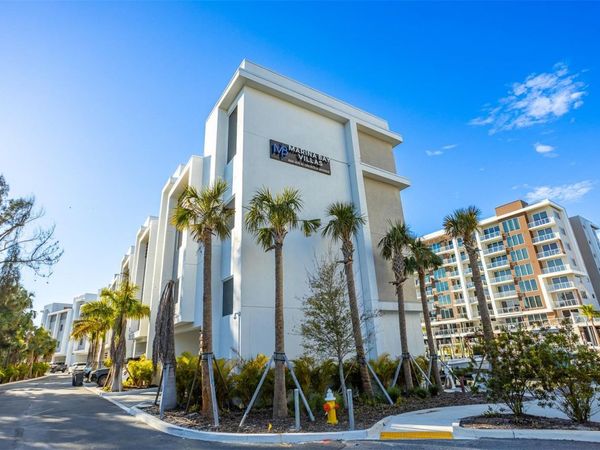 870 N OSCEOLA AVENUE , CLEARWATER, FL 33755