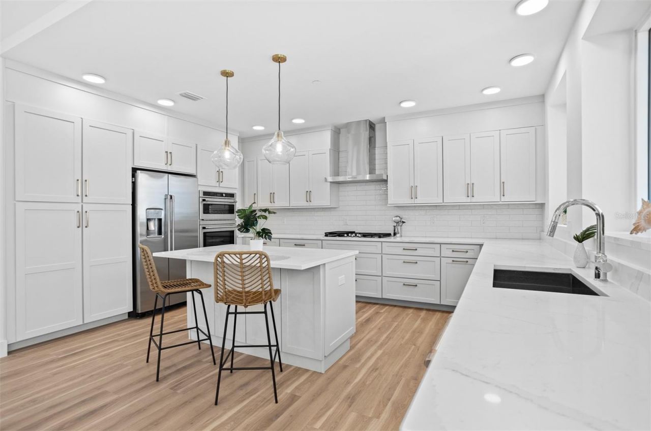 870 N Osceola Avenue, Clearwater, FL 33755 Photo