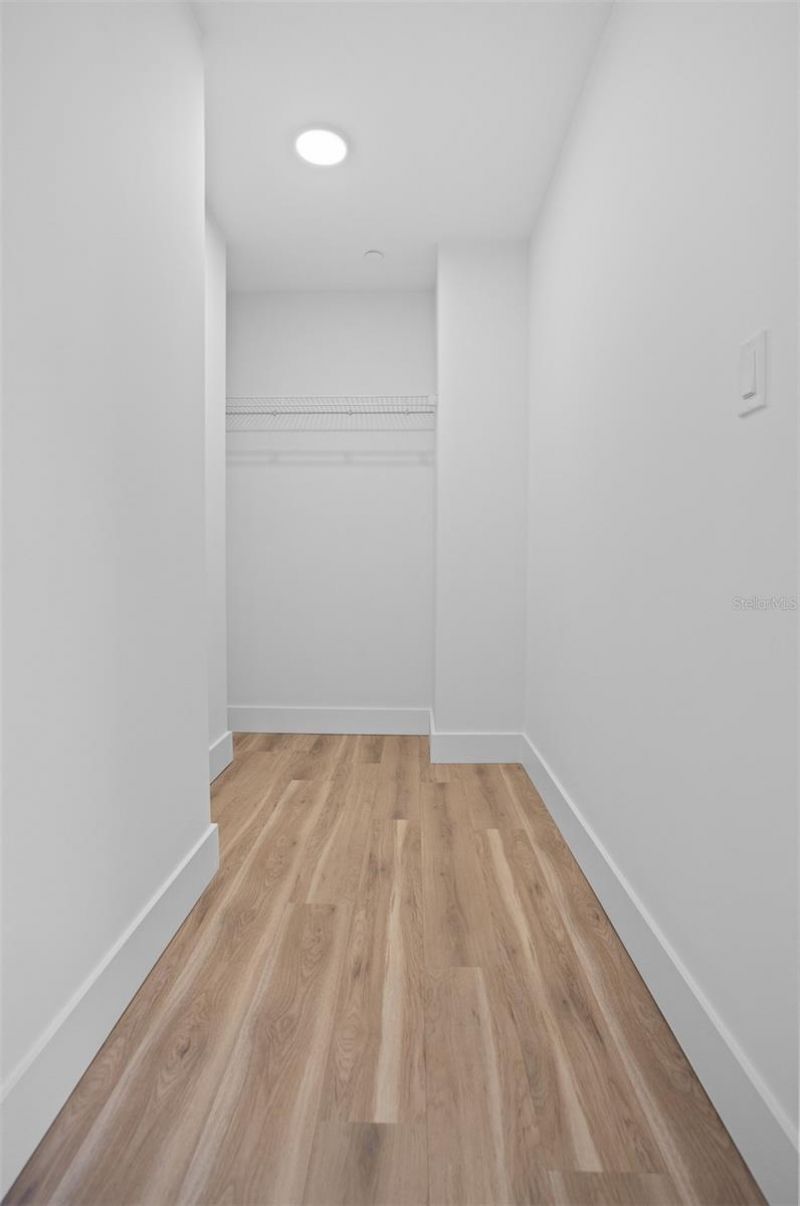 870 N Osceola Avenue, Clearwater, FL 33755 Photo