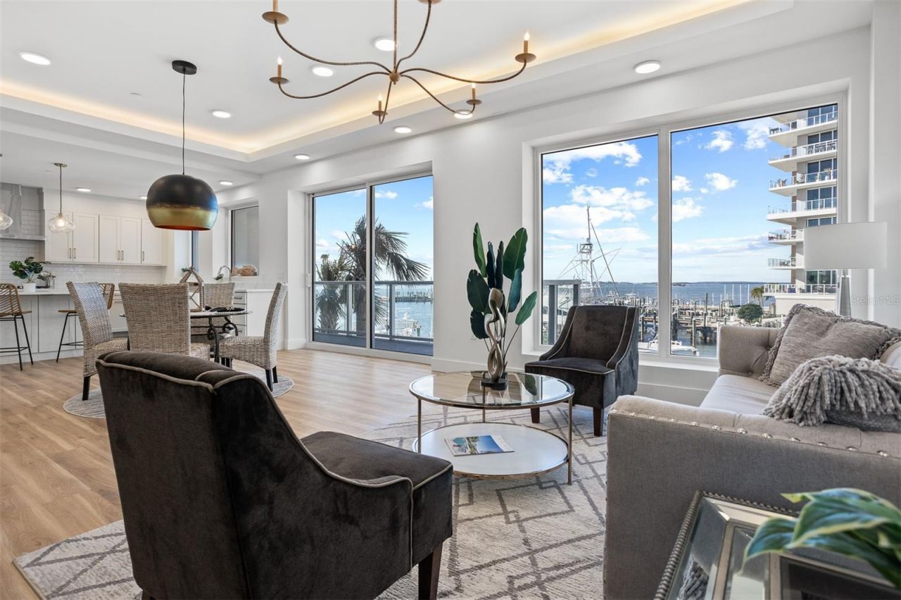 870 N Osceola Avenue, Clearwater, FL 33755 Photo