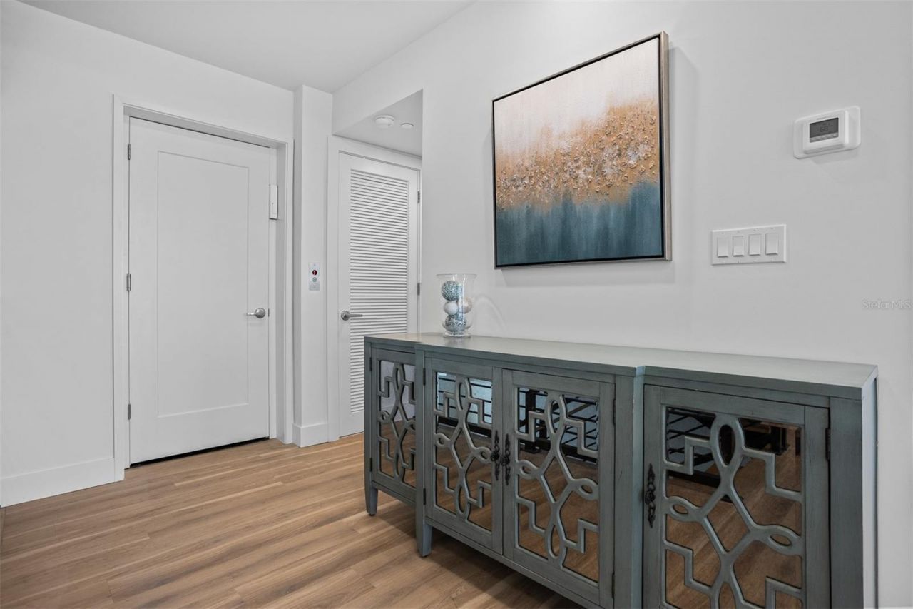 870 N Osceola Avenue, Clearwater, FL 33755 Photo