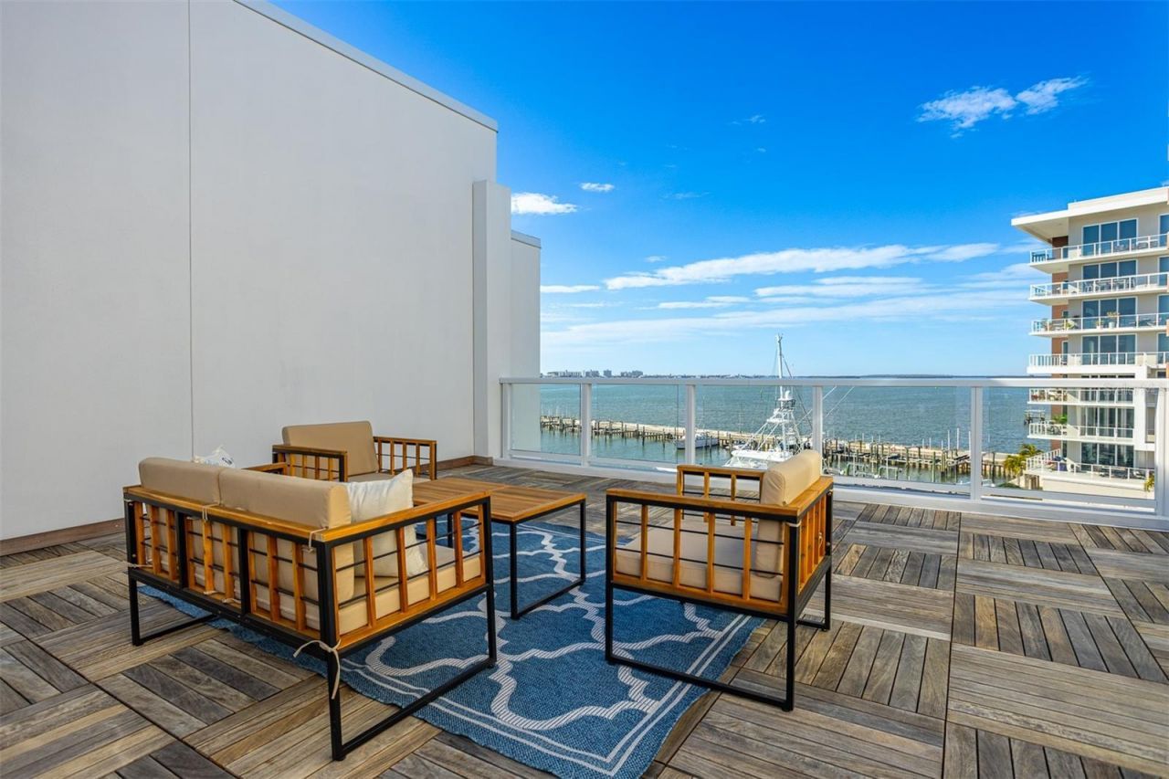 870 N Osceola Avenue, Clearwater, FL 33755 Photo