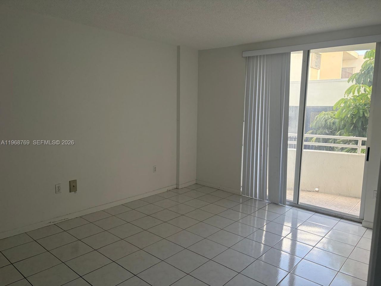 9156 Collins Ave , Unit 204, Surfside, FL 33154 Photo