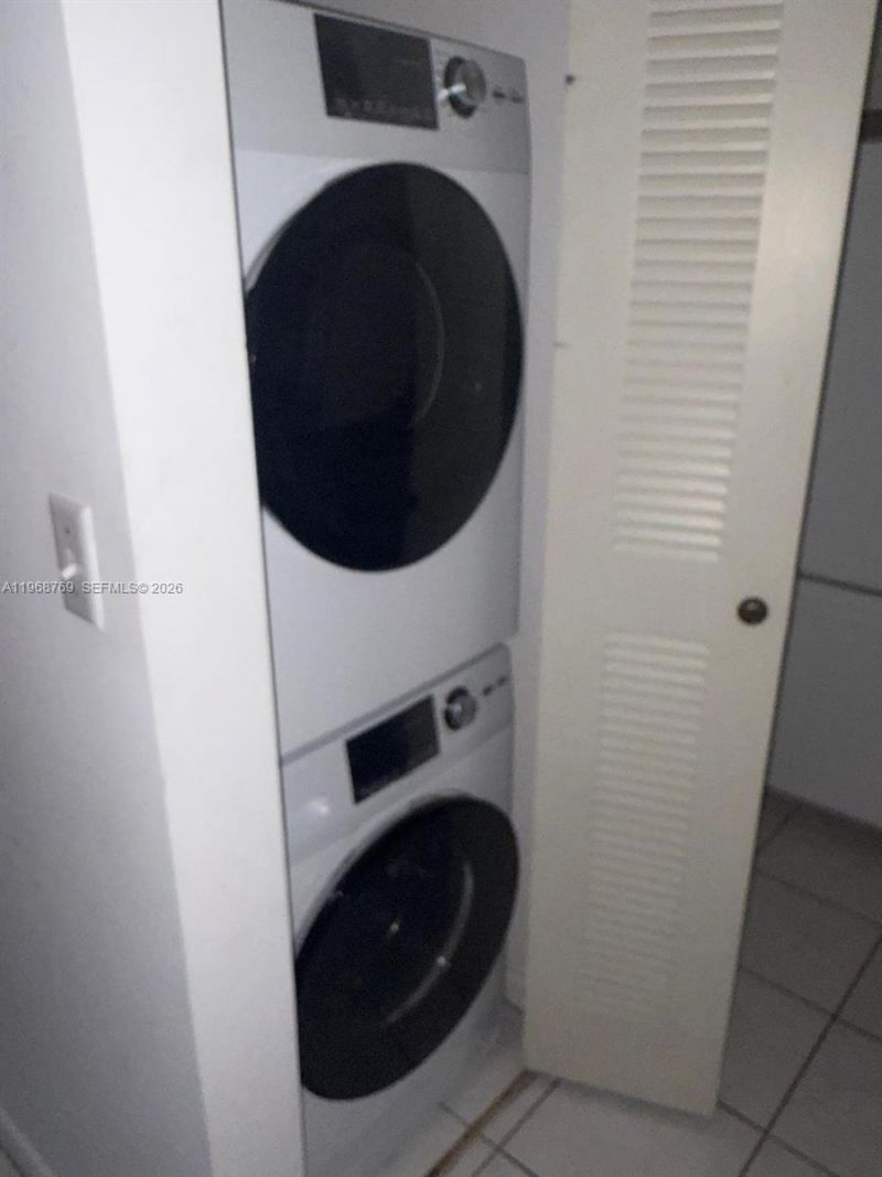 9156 Collins Ave , Unit 204, Surfside, FL 33154 Photo