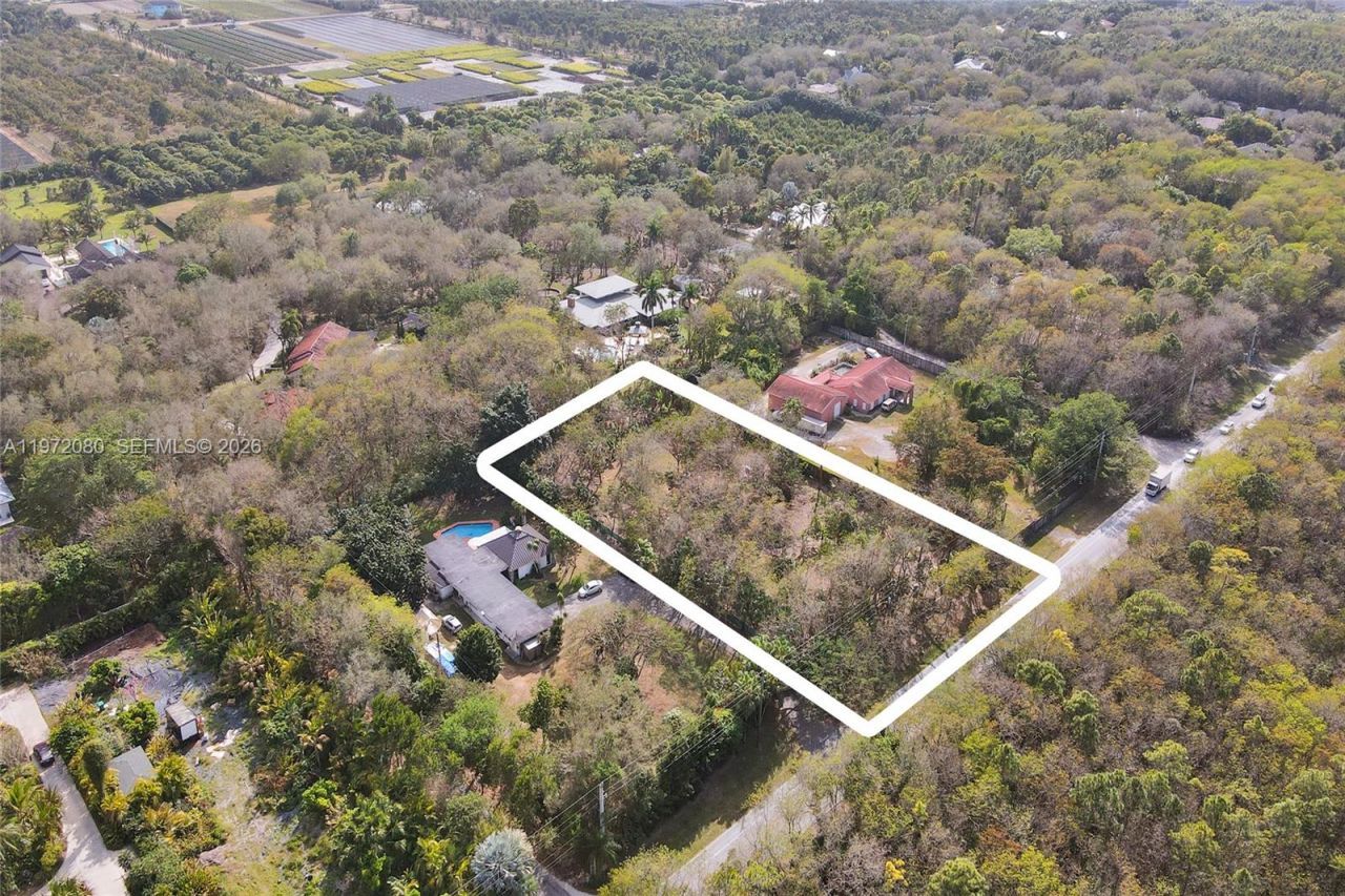 17150 SW 264th St , Miami, FL 33031 Photo