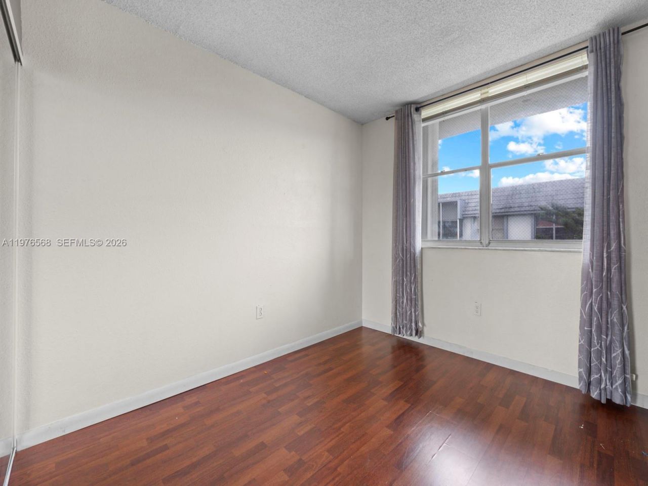6701 NW 169th St, Unit B304, Hialeah, FL 33015 Photo