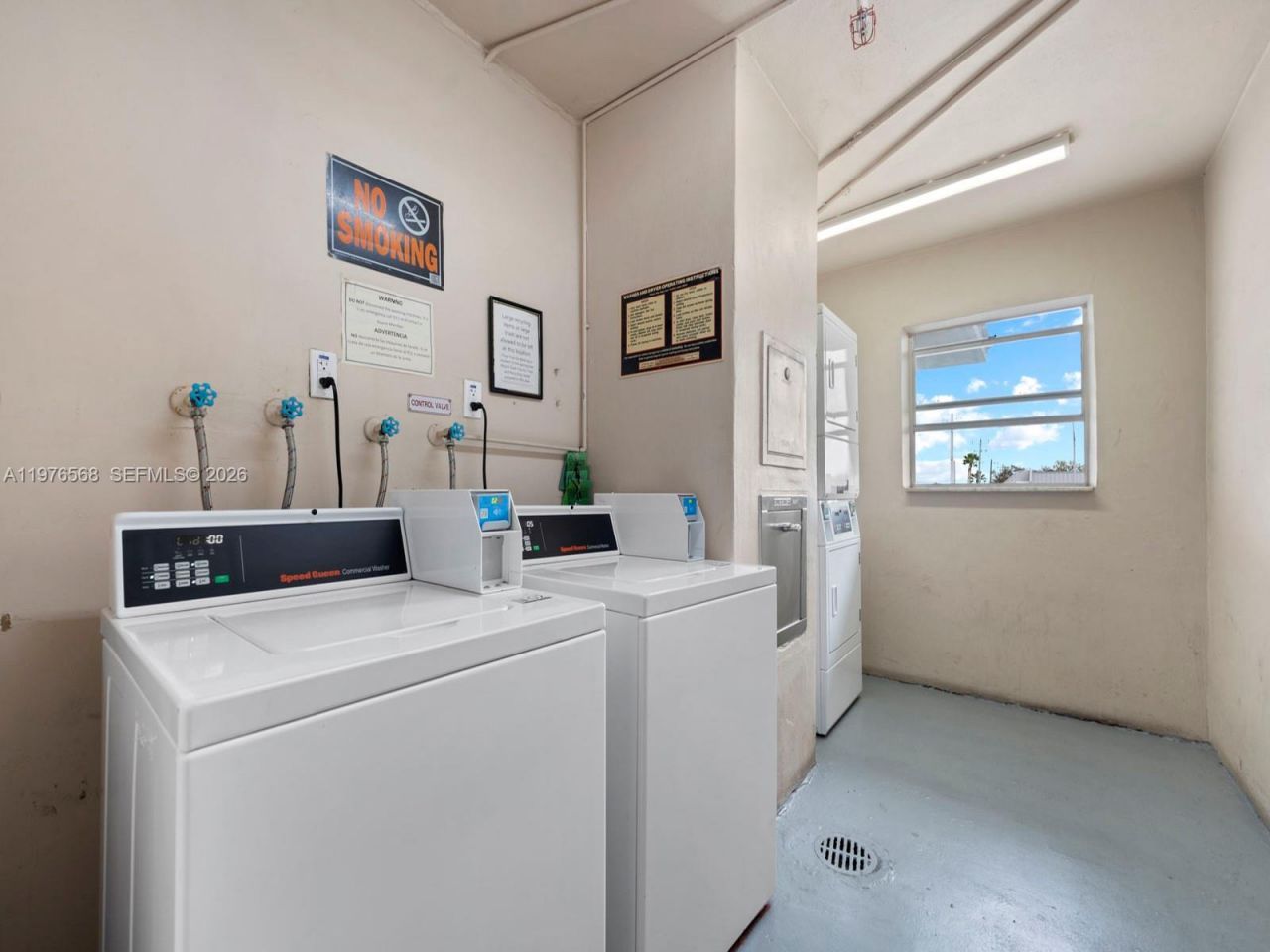 6701 NW 169th St, Unit B304, Hialeah, FL 33015 Photo