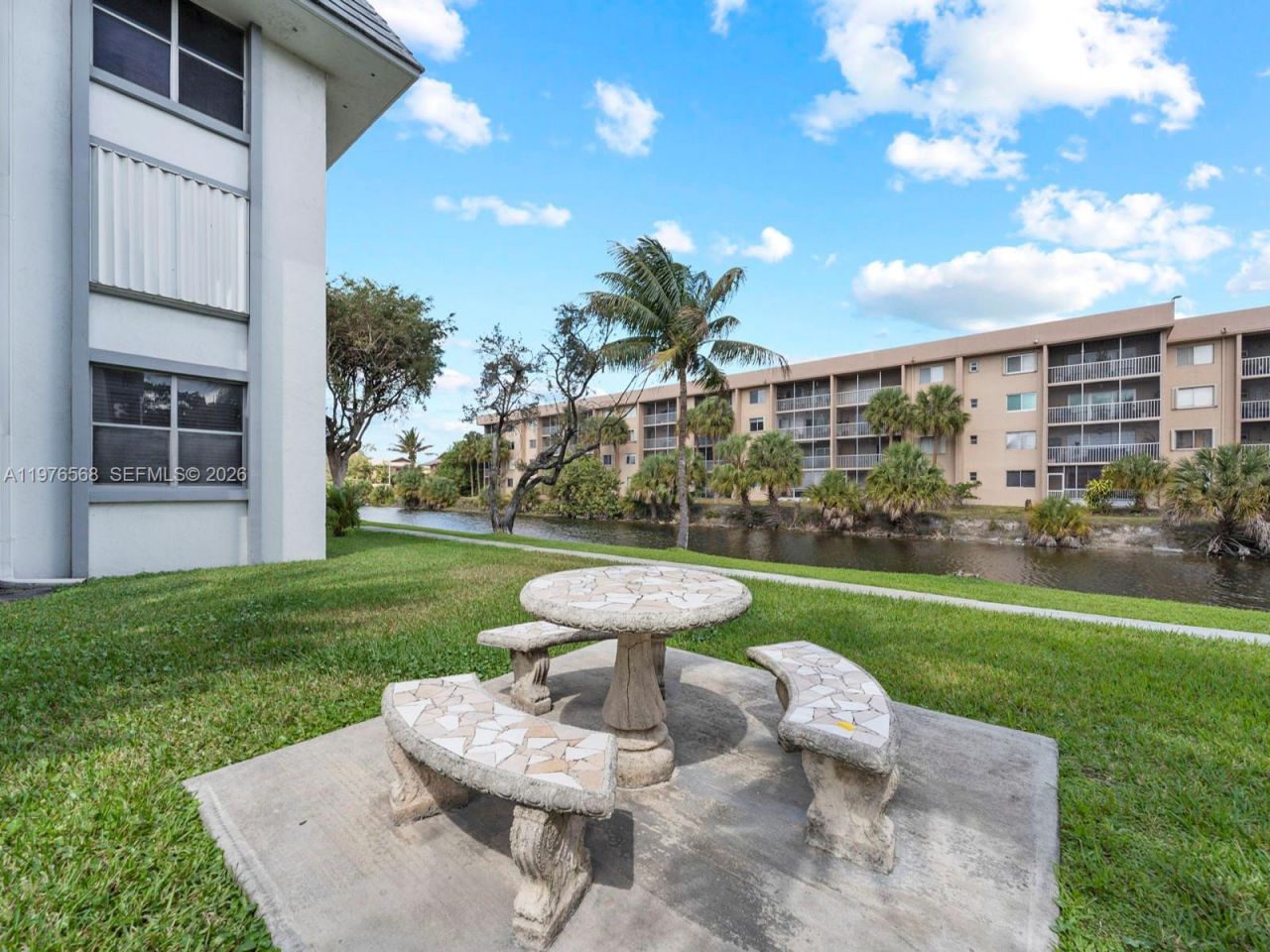 6701 NW 169th St, Unit B304, Hialeah, FL 33015 Photo
