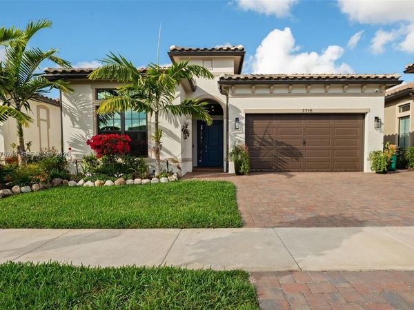 7715 Seacoast Dr, Parkland, FL 33067