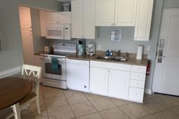 14290 Ocean Hwy. photo 4