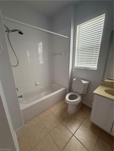 4263 Liron Ave, Unit 204, Fort Myers, FL 33916 Photo