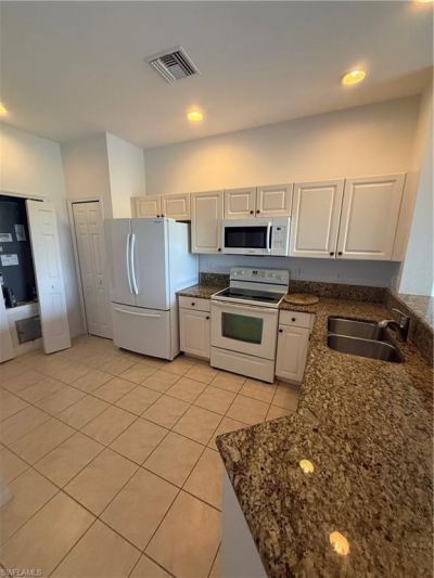 4263 Liron Ave, Unit 204, Fort Myers, FL 33916 Photo