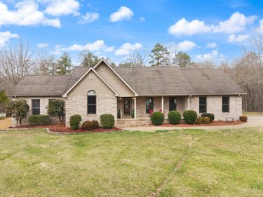 144 Ky-1809 , Bryants Store, KY 40921