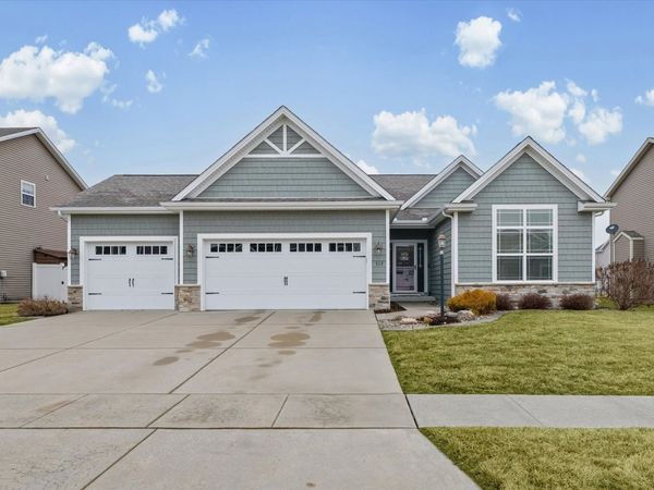 312 LONDON Way, Savoy, IL 61874