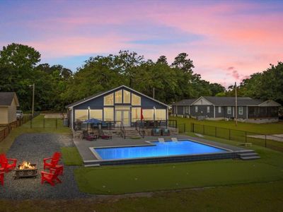 1317 Lakeview Drive, Manning, SC 29102