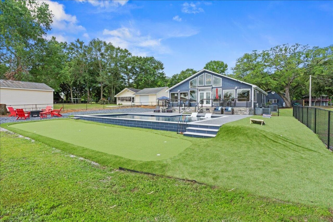 1317 Lakeview Drive Photo 16