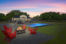 1317 Lakeview Drive photo 4