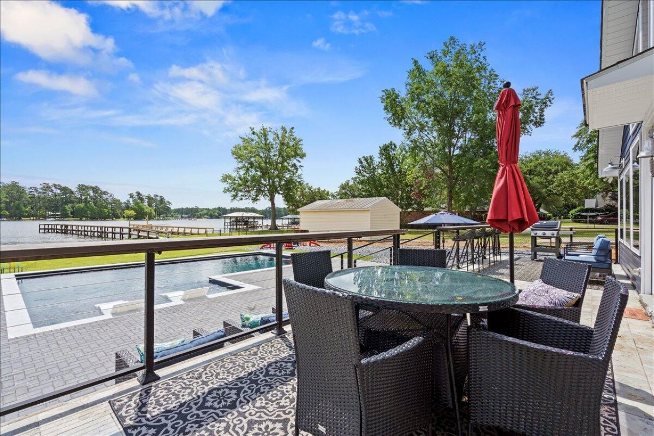 1317 Lakeview Drive Photo 25