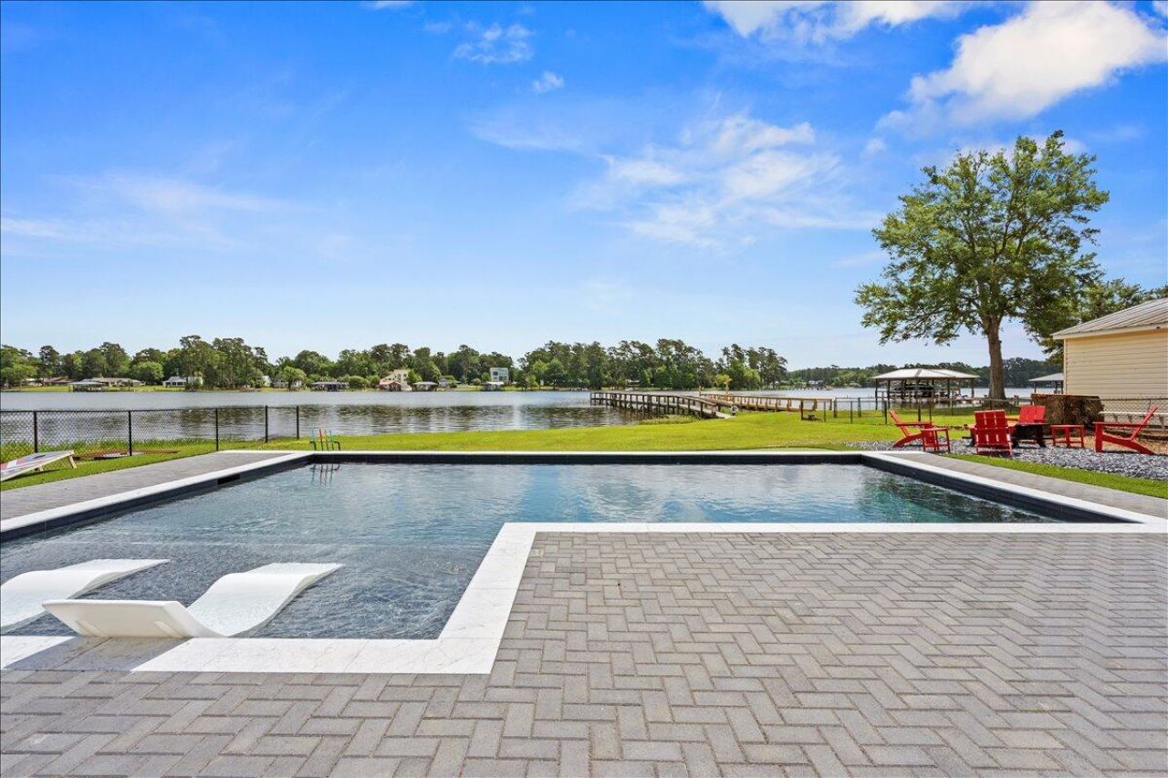 1317 Lakeview Drive Photo 27