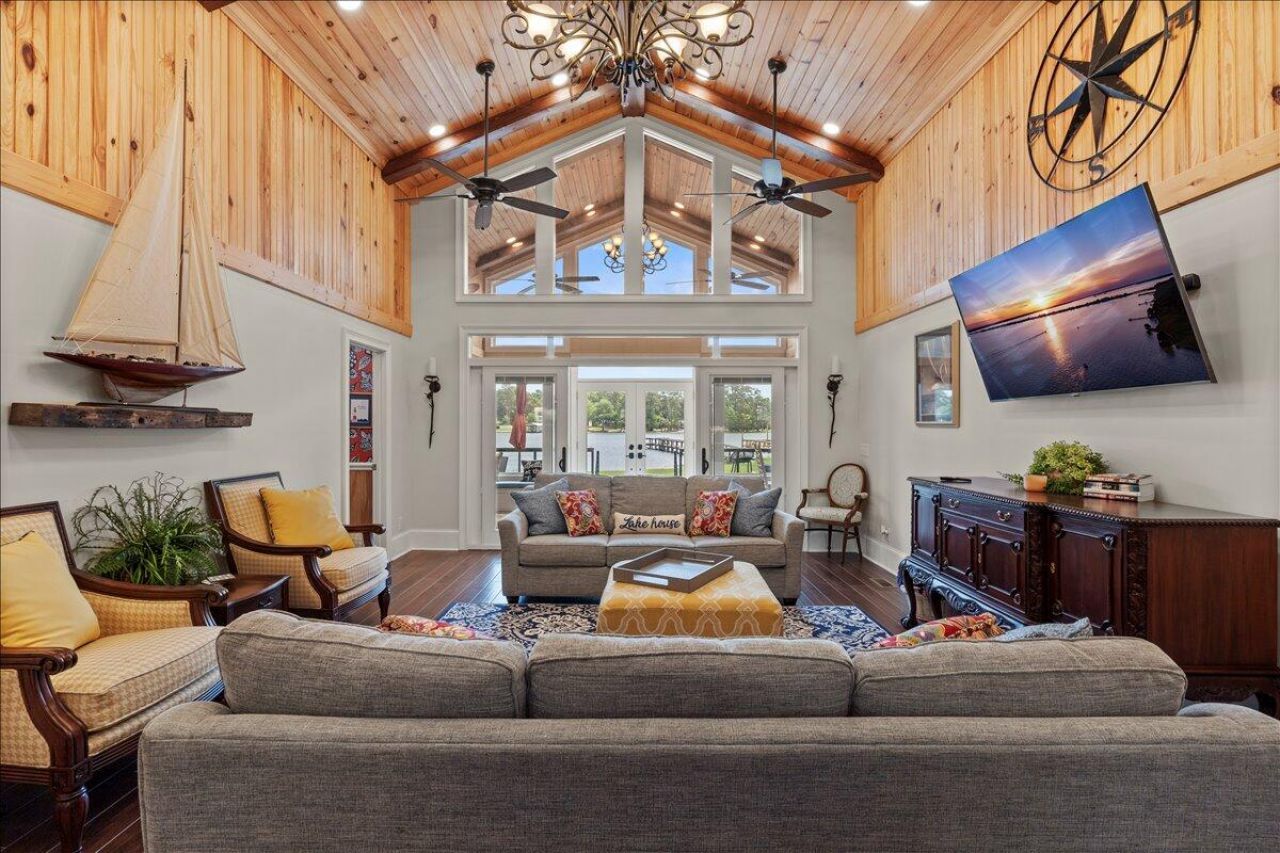 1317 Lakeview Drive Photo 43