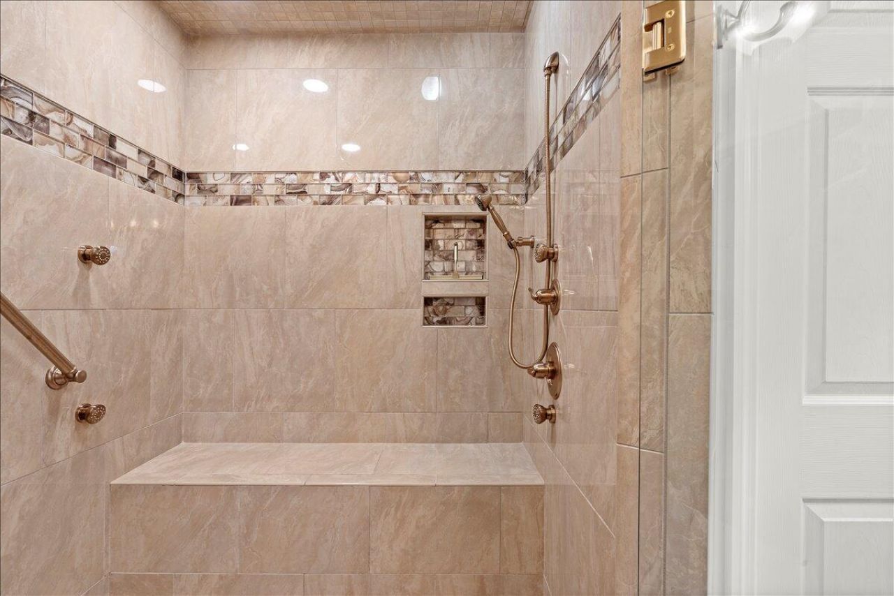 1317 Lakeview Drive Photo 73