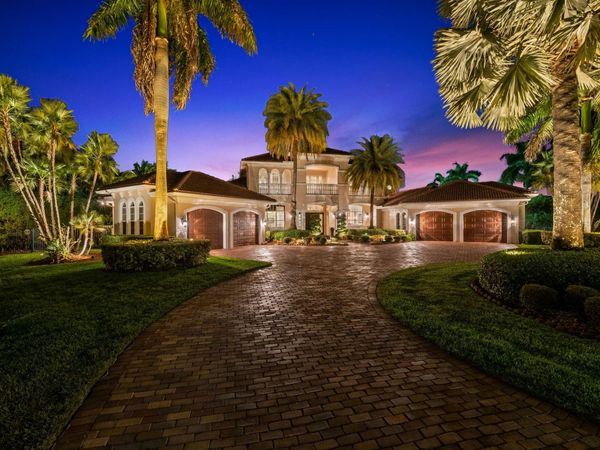 12741 Kapok Ln, Davie, FL 33330