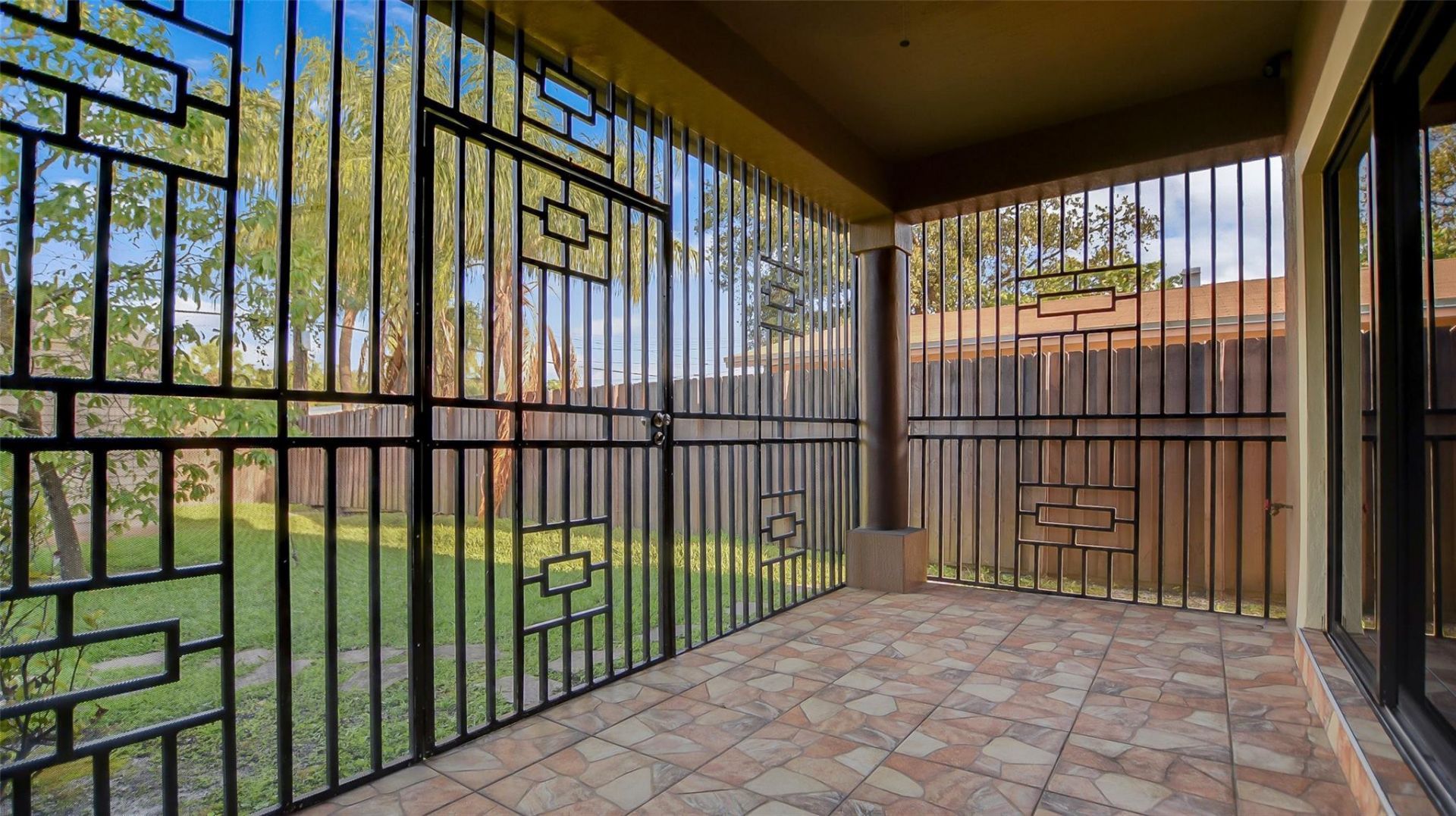 1461-1463 SW 40th Ter, Fort Lauderdale, FL 33317 Photo