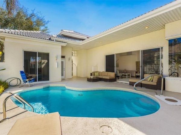 865 Island Club Square, Vero Beach, FL 32963