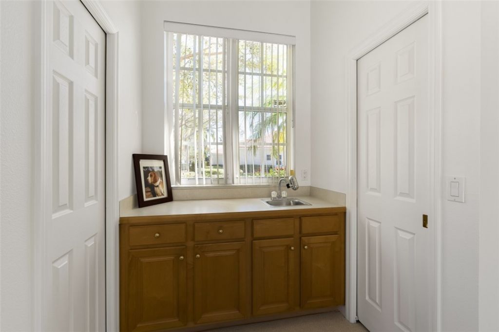 865 Island Club Square, Vero Beach, FL 32963 Photo