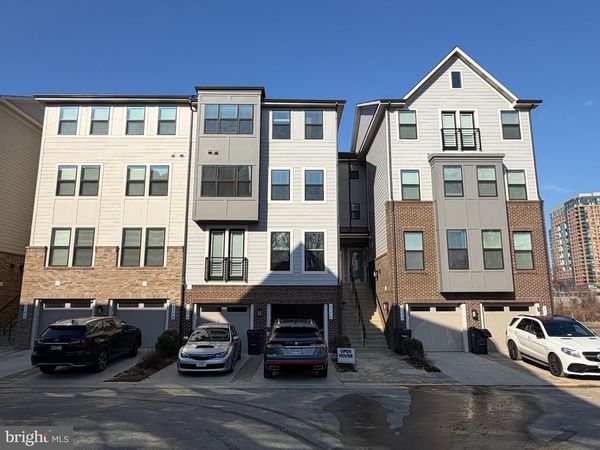 2376 STELLA PLACE, Unit 19, ALEXANDRIA, VA 22303