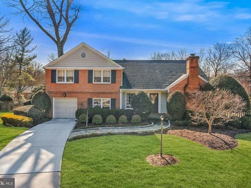 11300 Rolling House Road, North Bethesda, MD 20852 Main Photo