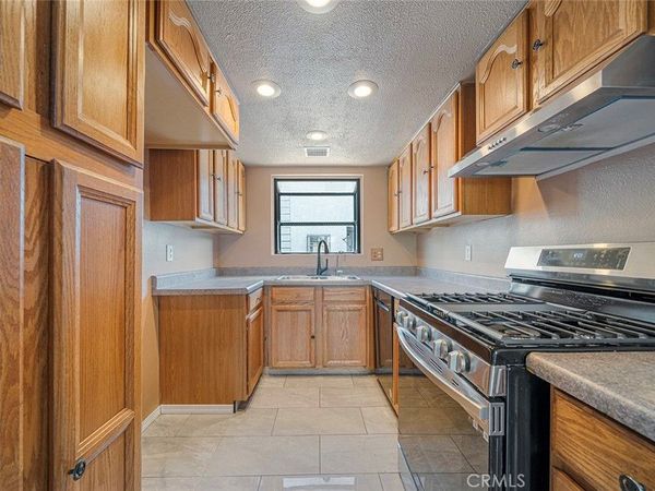 340 E Washington Boulevard, Unit 2, Pasadena, CA 91104