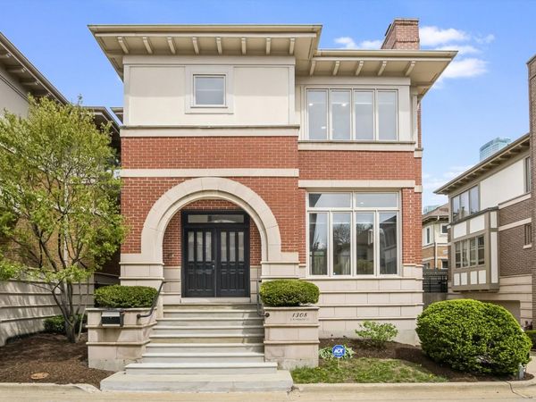 1308 S Plymouth Court , Chicago, IL 60605