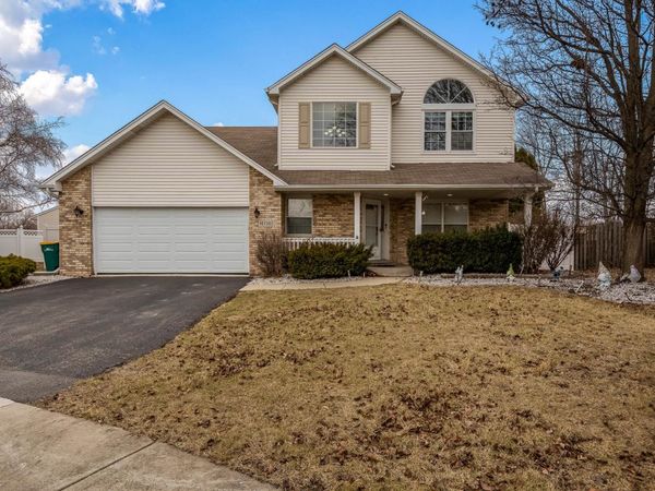 16736 KAREN SPRINGS Drive, LOCKPORT, IL 60441