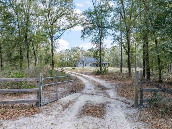 22636 41ST DR, Lake City, FL 32024
